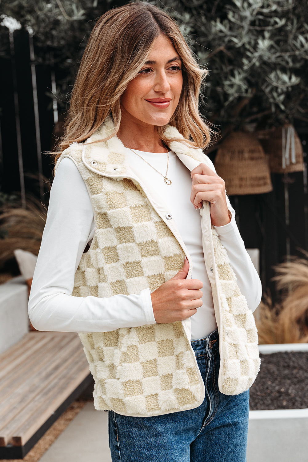 Checker Sherpa Snap Button Vest Jacket With Pockets
