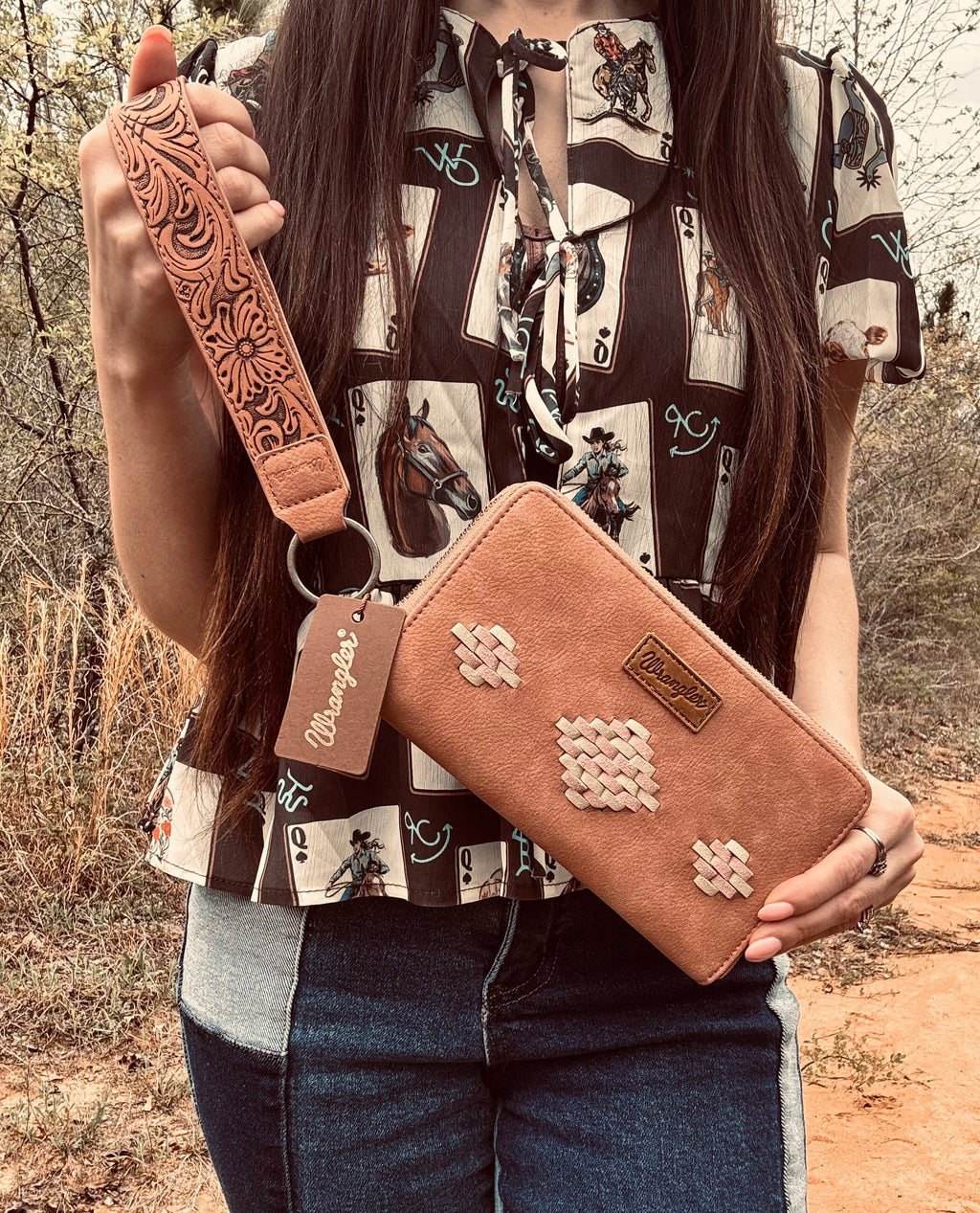 Wrangler Aztec Woven Zip Around Wallet with Wristlet