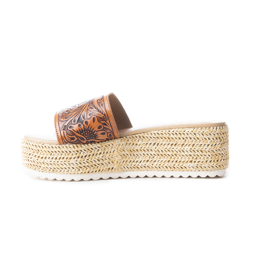 Gloriana Canyon Platform Sandals In Natural