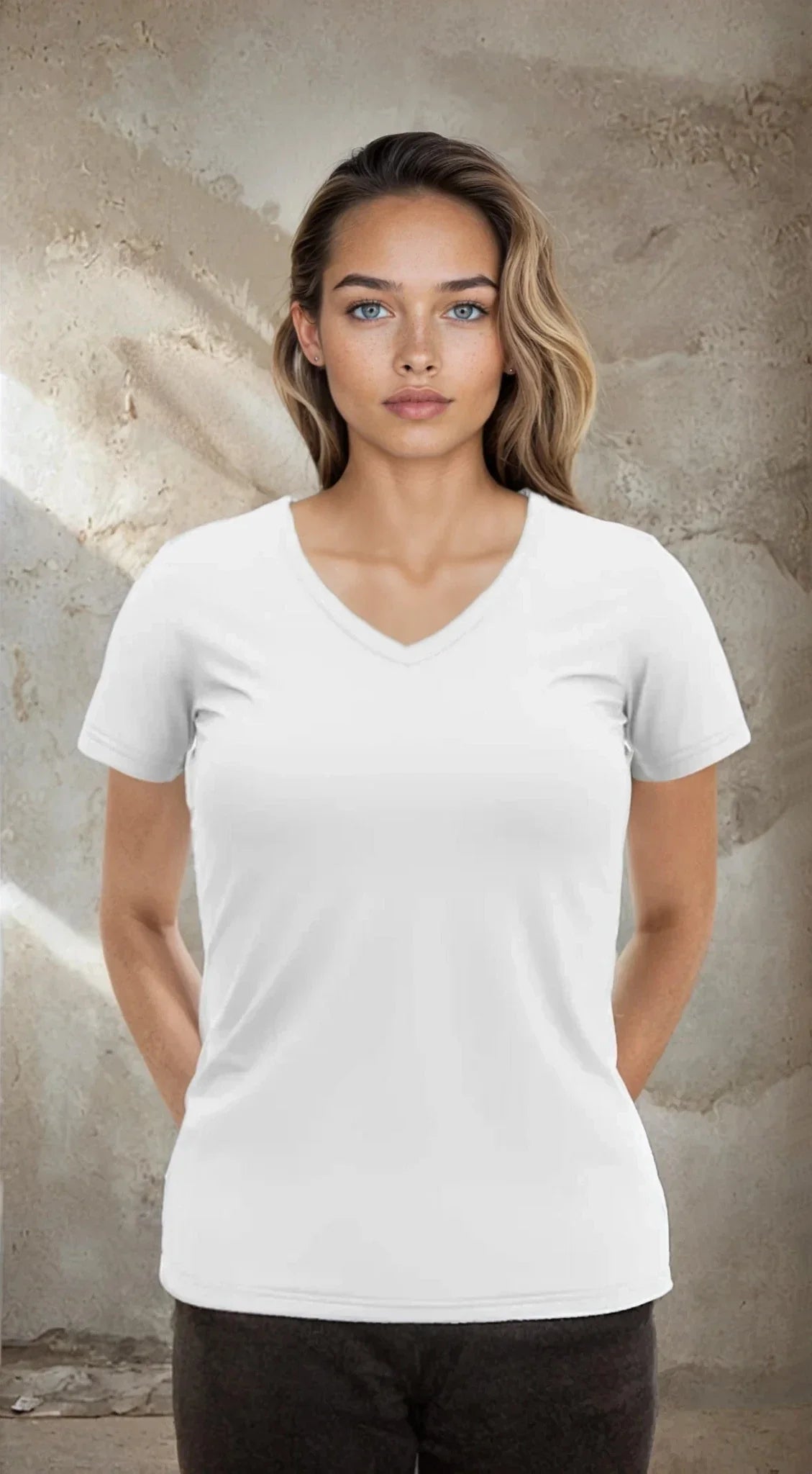 Wonder V-Neck 8650