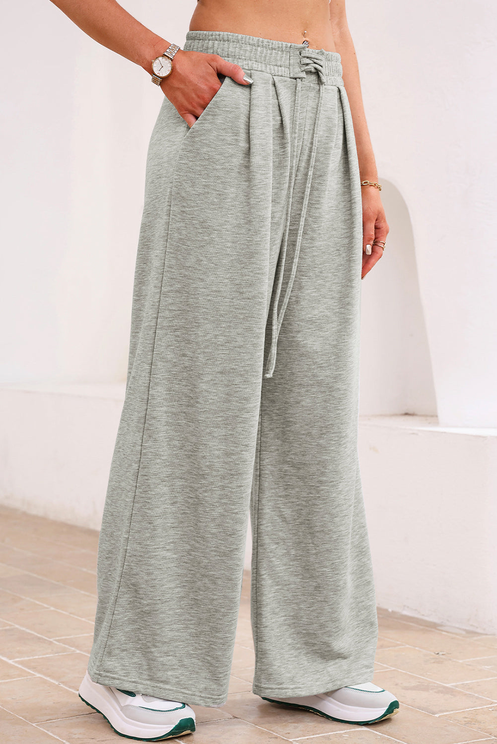 Solid Tied High-Waist Pleated Sweatpants